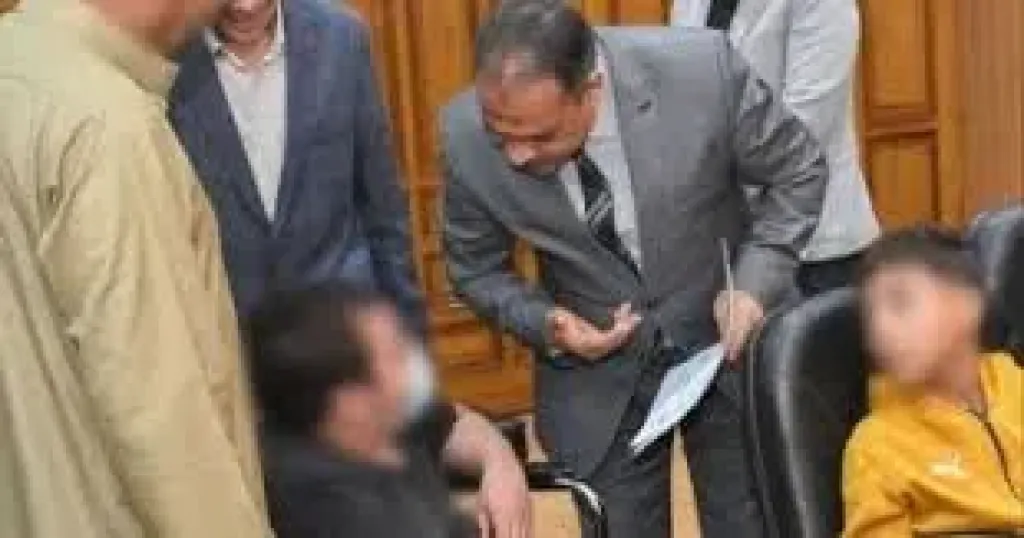 عقود عمل ل 12 من ذوى الهمم بشركات القطاع الخاص