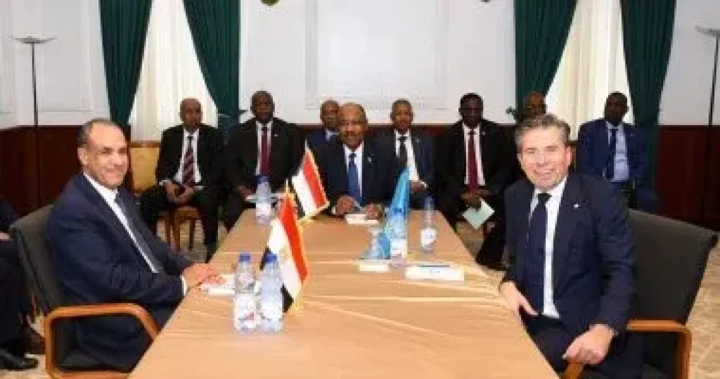 جانب من الاجتماع 