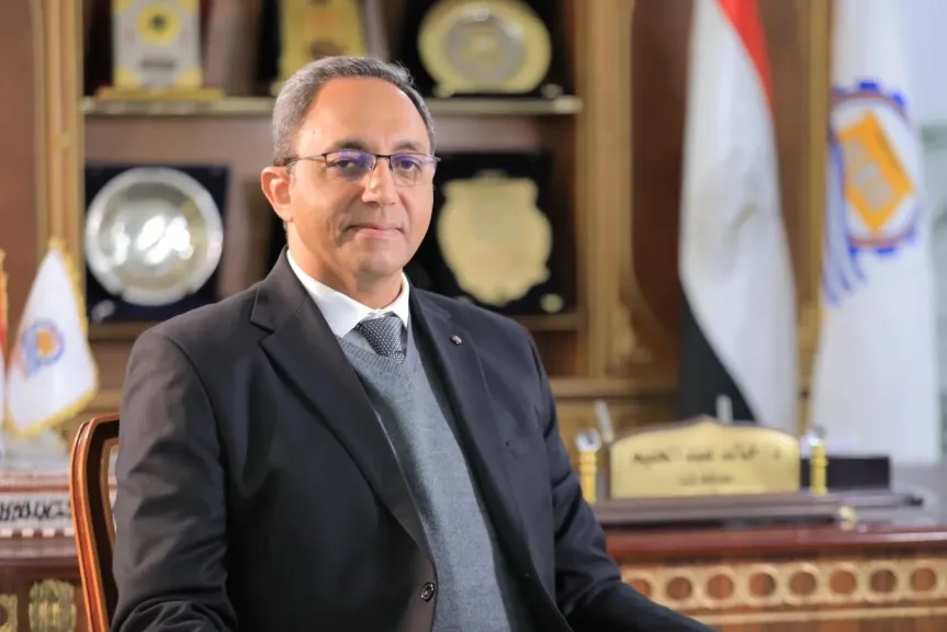 الدكتور خالد عبد الحليم محافظ قنا،