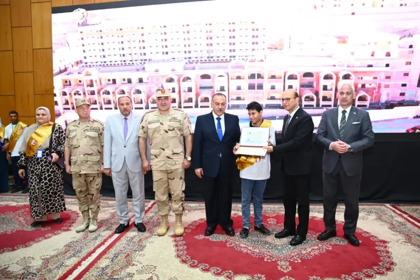 رئيس جامعة أسيوط 