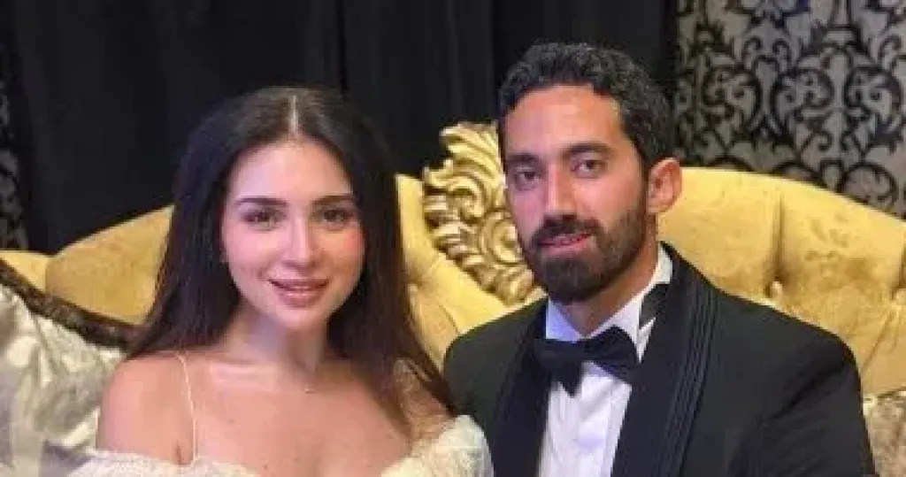 مي عز الدين وزوجها 