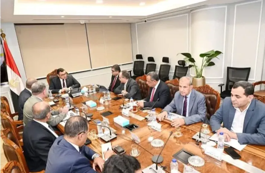 جانب من الاجتماع 