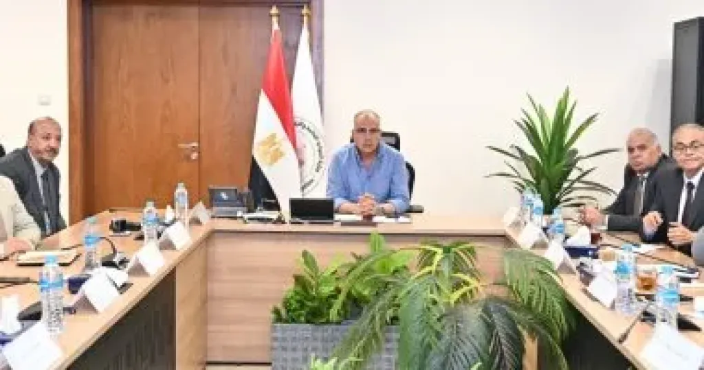وزير الري 