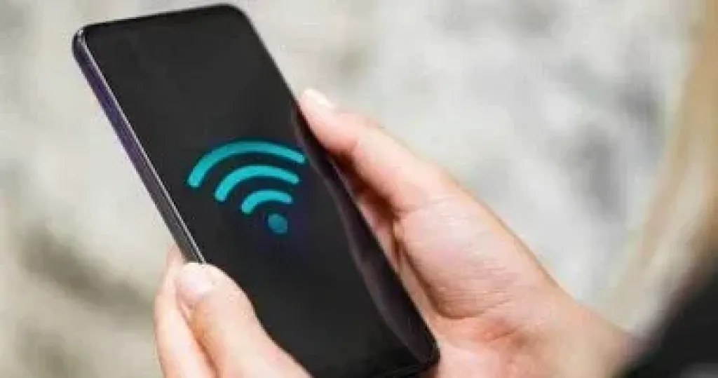 القانون يعتبر سرقة الـ Wi-Fi جريمة إلكترونية