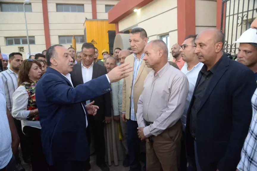 محافظ أسيوط يتفقد صحي