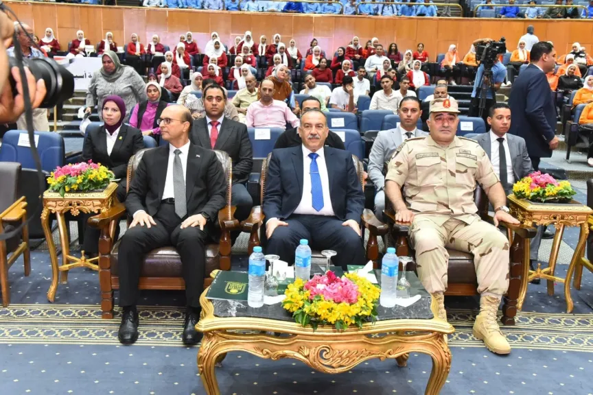 محافظ أسيوط 