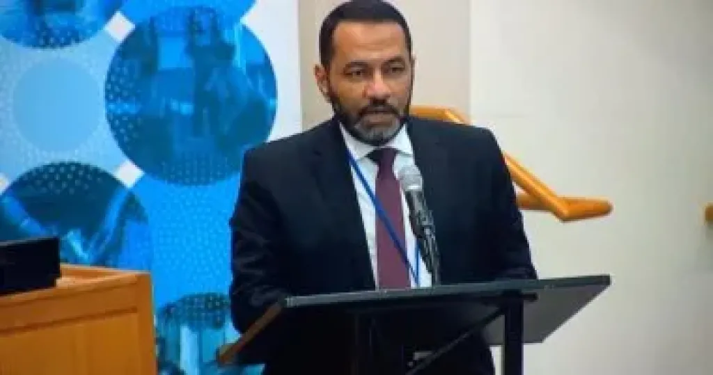 الدكتور محمد حساني مساعد وزير الصحة