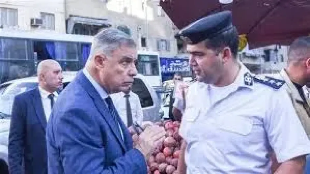 محافظ الاسكندريه يتفقد منطقه الفلكى