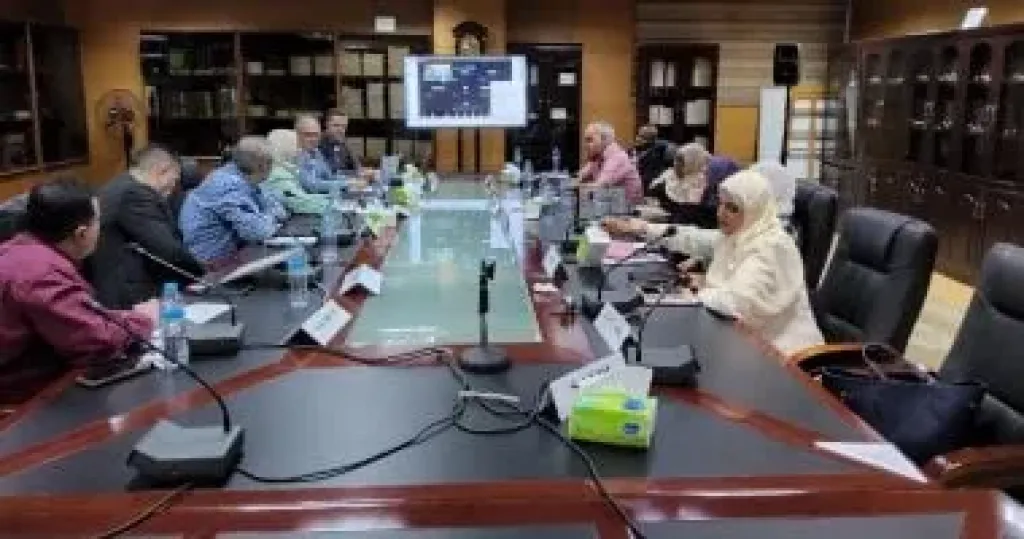 جانب من الاجتماع 