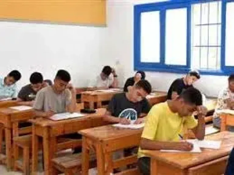 طلاب المدارس