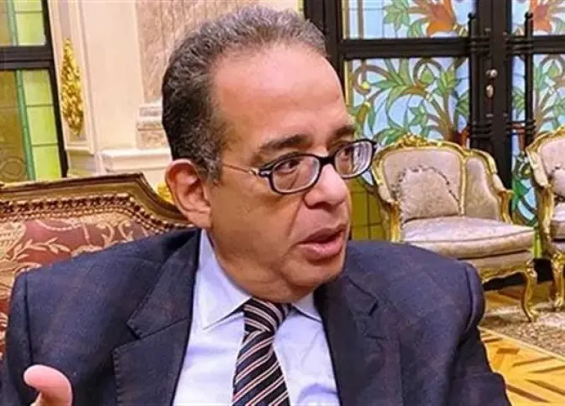 طارق عبد العزيز