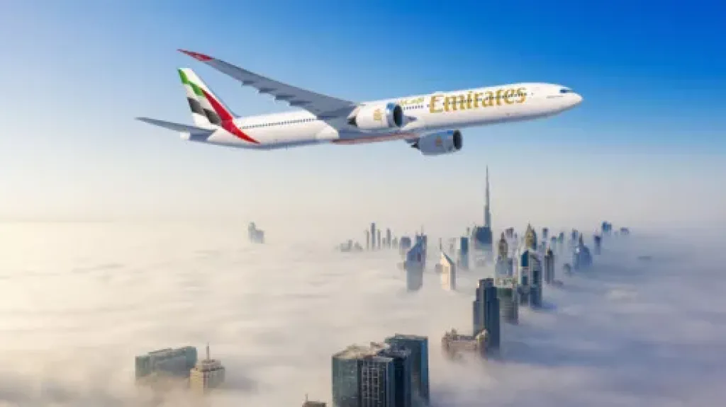 طيران الامارات
