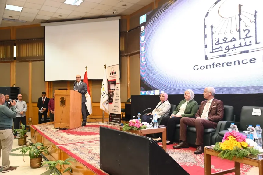 رئيس جامعة 