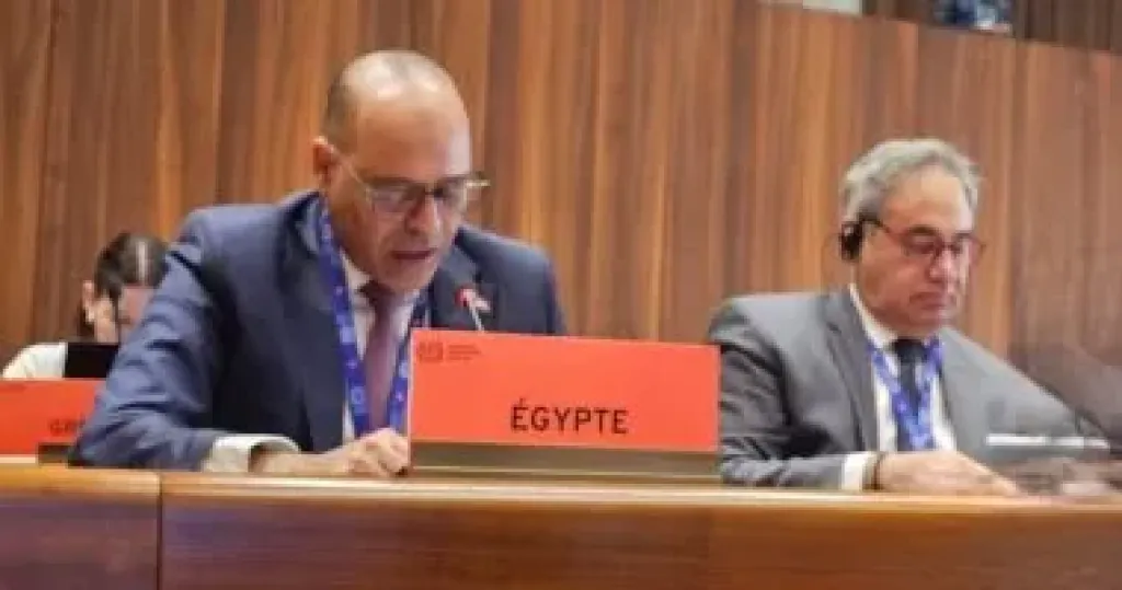 وزير العمل 
