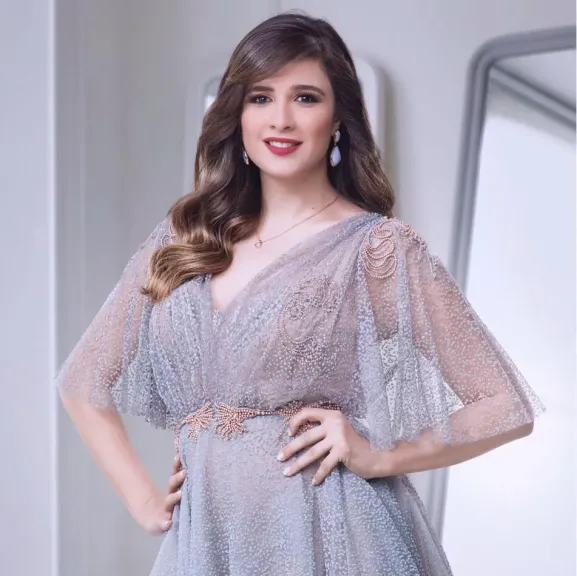  ياسمين عبد العزيز