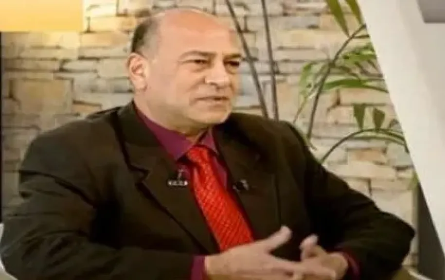 الكاتب الصحفى عبدالناصر محمد 