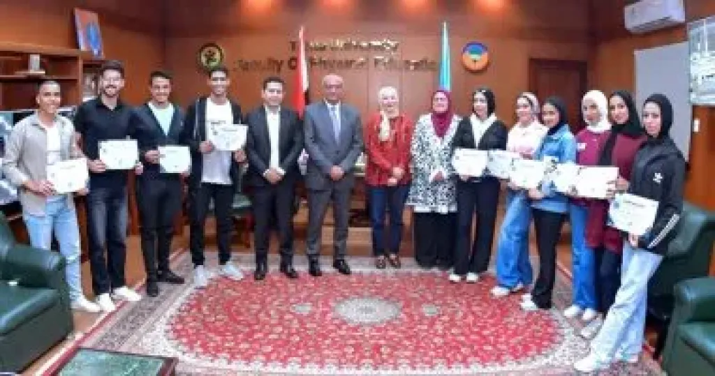 جانب من التكريم
