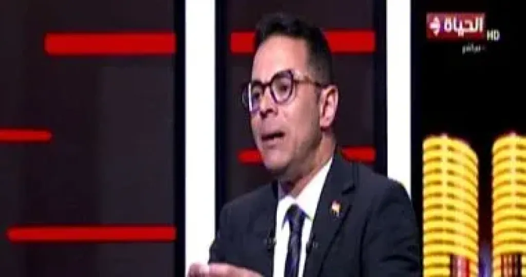 طارق العكاري  