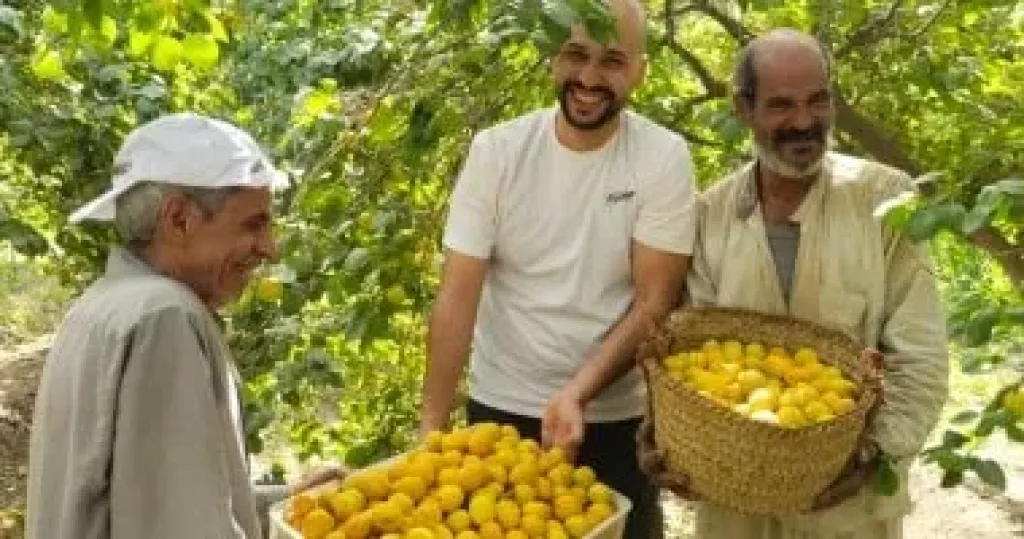مزارعون