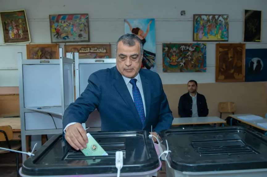وزير الانتاج الحربي
