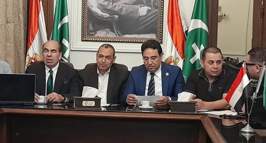 جانب من غرفة عمليات حزب الوفد