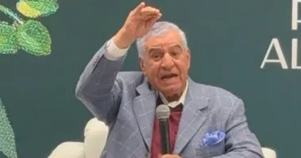 زاهي حواس 