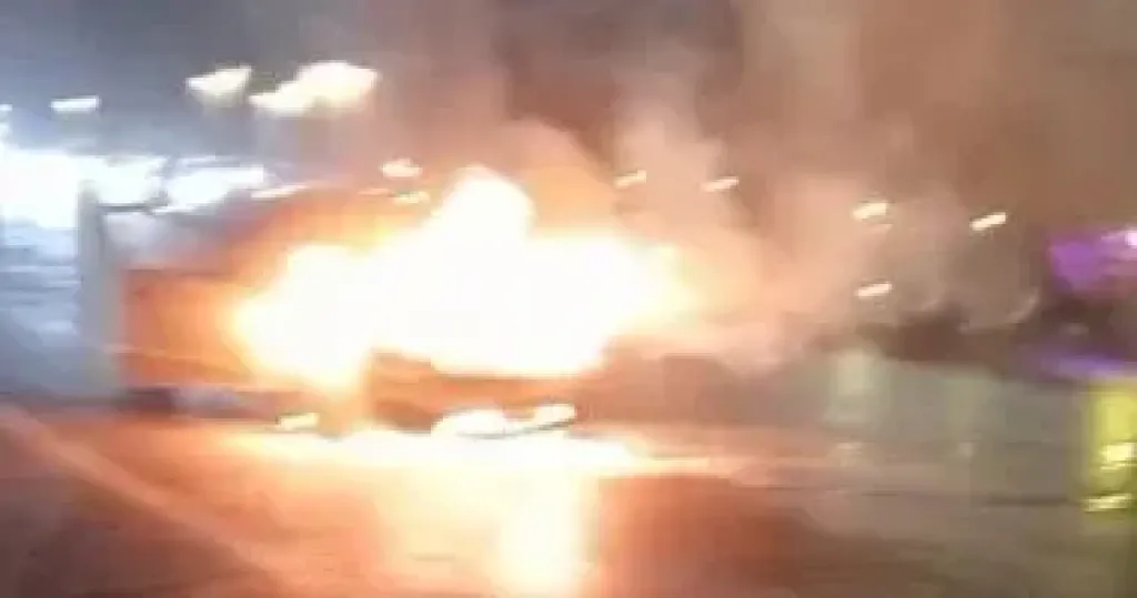 حريق سيارة ملاكى بالدائرى