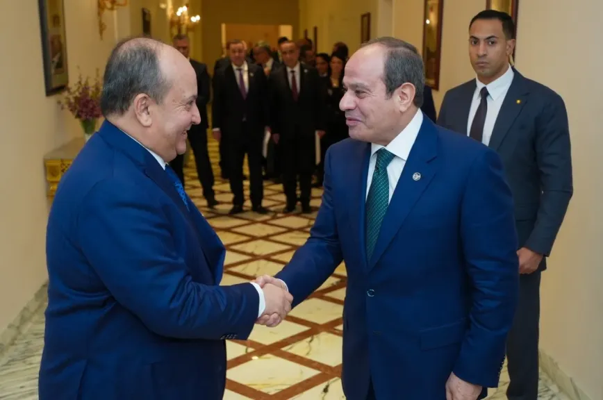 السيد الرئيس عبد الفتاح السيسي يستقبل الوزير الأول للجمهورية الجزائرية