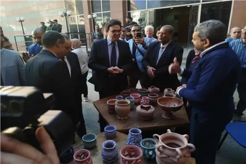 وزير الثقافة يتفقد المنشآت الثقافية بأسيوط
