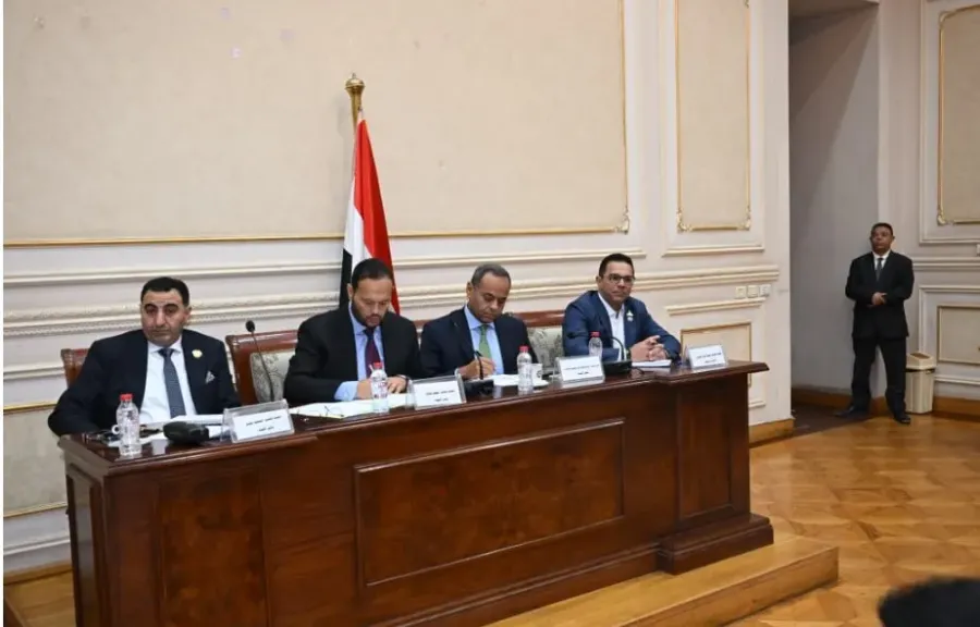 جانب من الاجتماع 