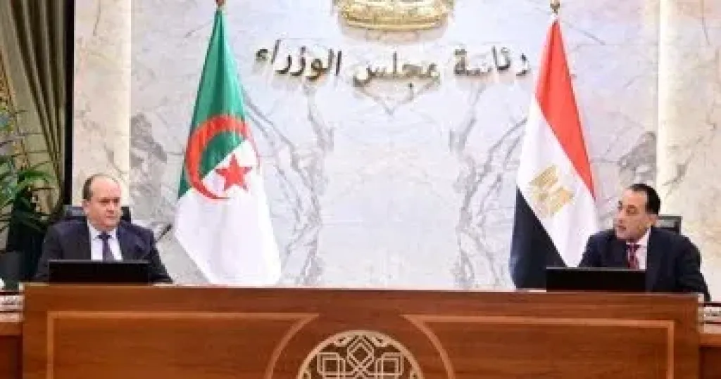 الدكتور مصطفى مدبولي، رئيس مجلس الوزراء و نظيره الجزائرى