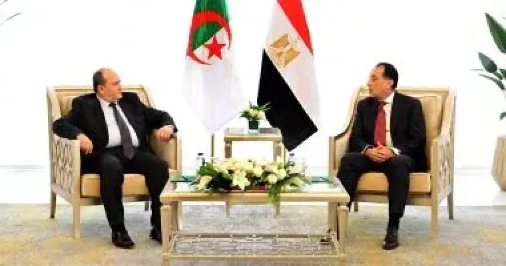 منتدى رجال الأعمال المصري الجزائري