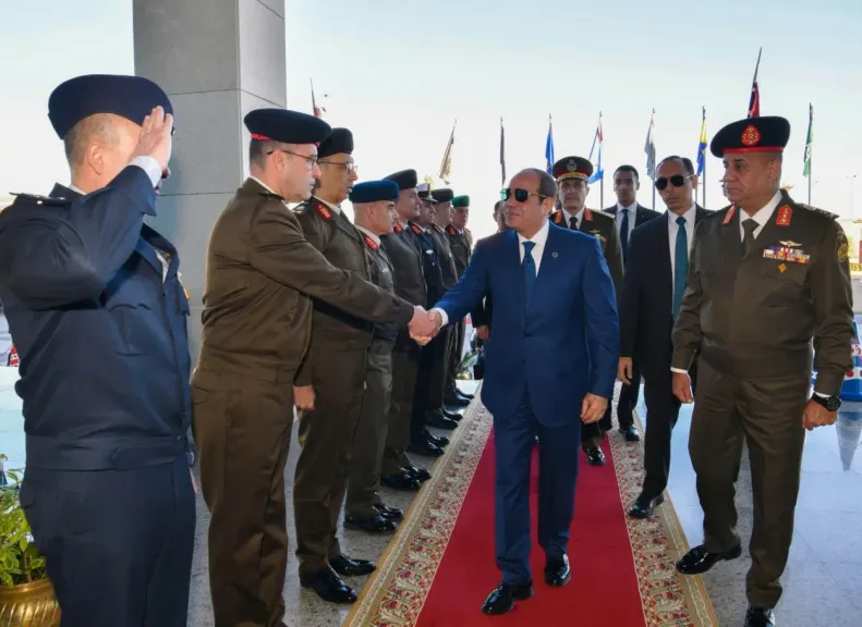 جانب من زيارة السيد الرئيس 
