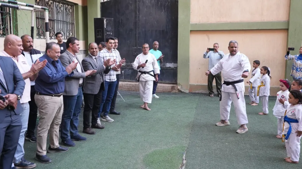 محافظ أسيوط 
