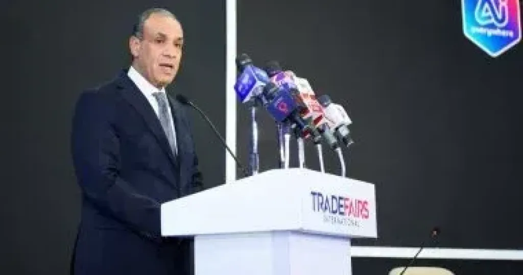 وزير الخارجية 