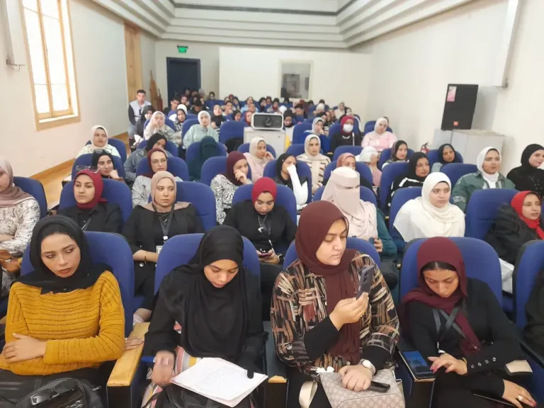 ندوات للمرأة 