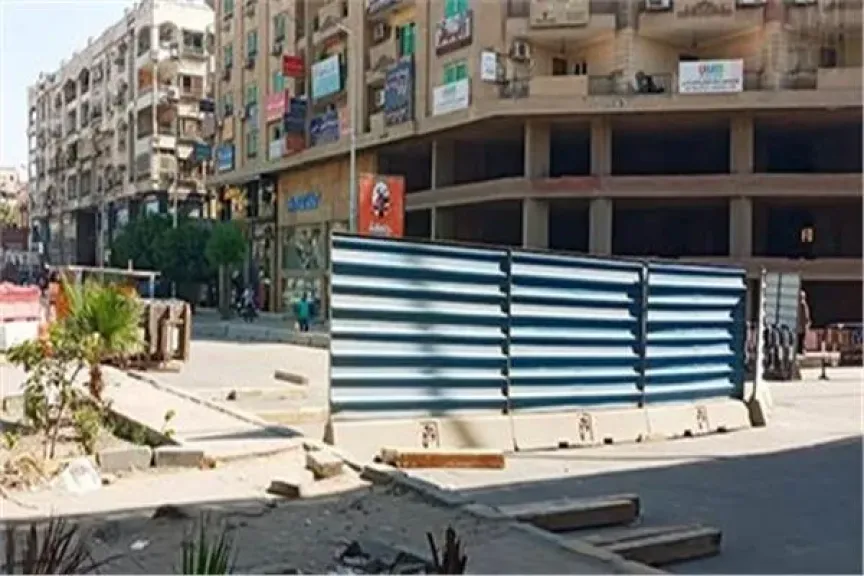 غلق كلي لشارع الهرم