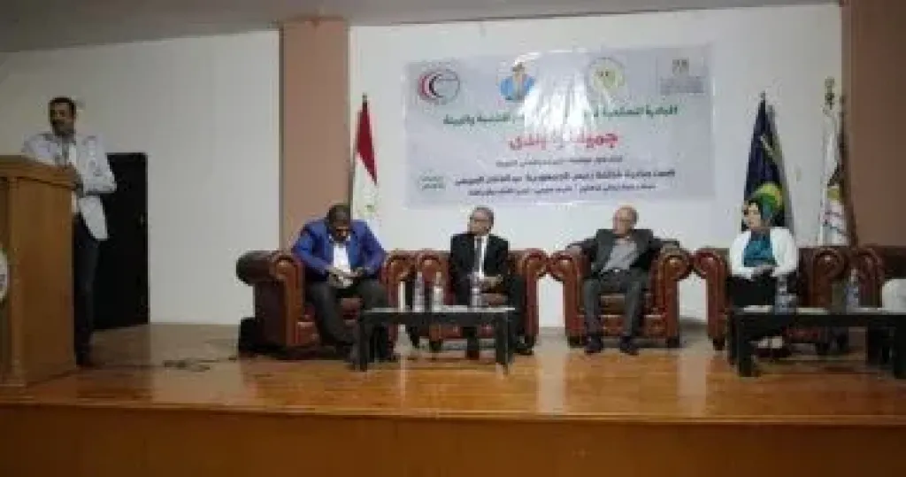 جانب من الندوة 