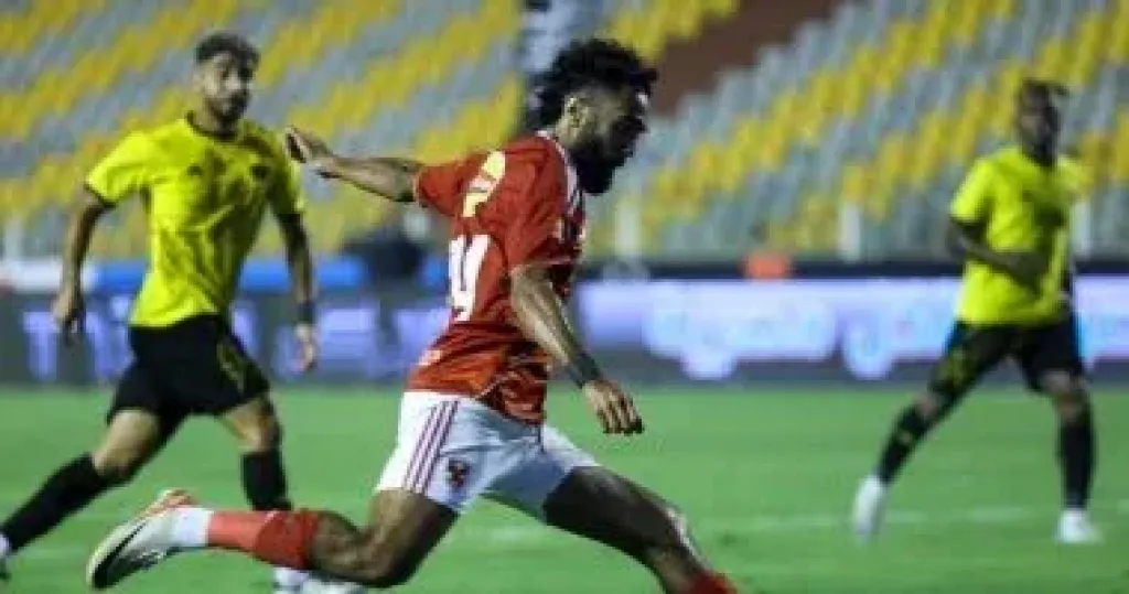 حسين الشحات لاعب الأهلي
