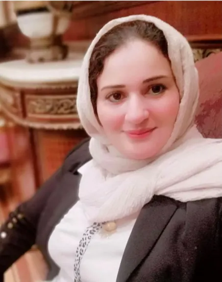 الكاتبة الصحفية غادة أبو طالب