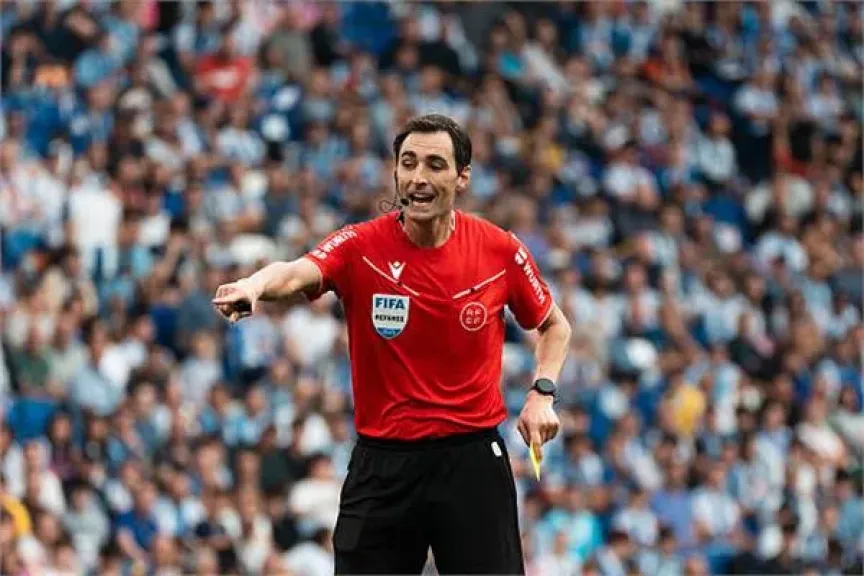 ريكاردو دي بورجوس