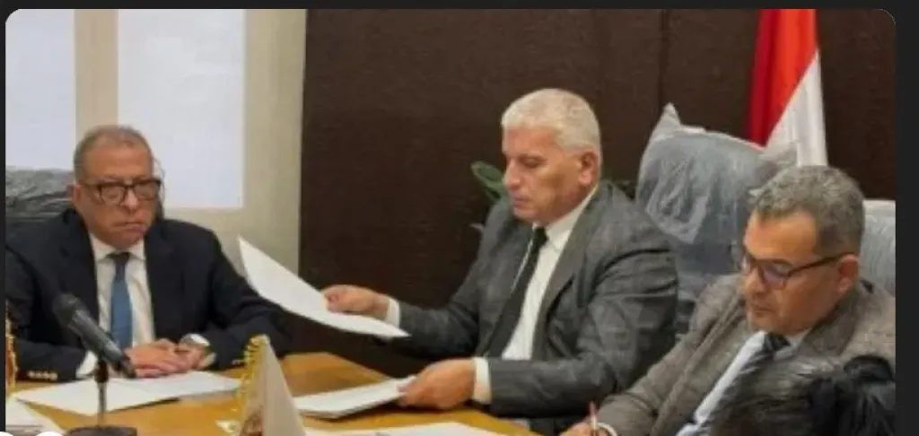 جانب من الجلسة