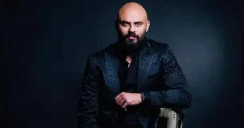 الفنان أحمد صلاح حسني