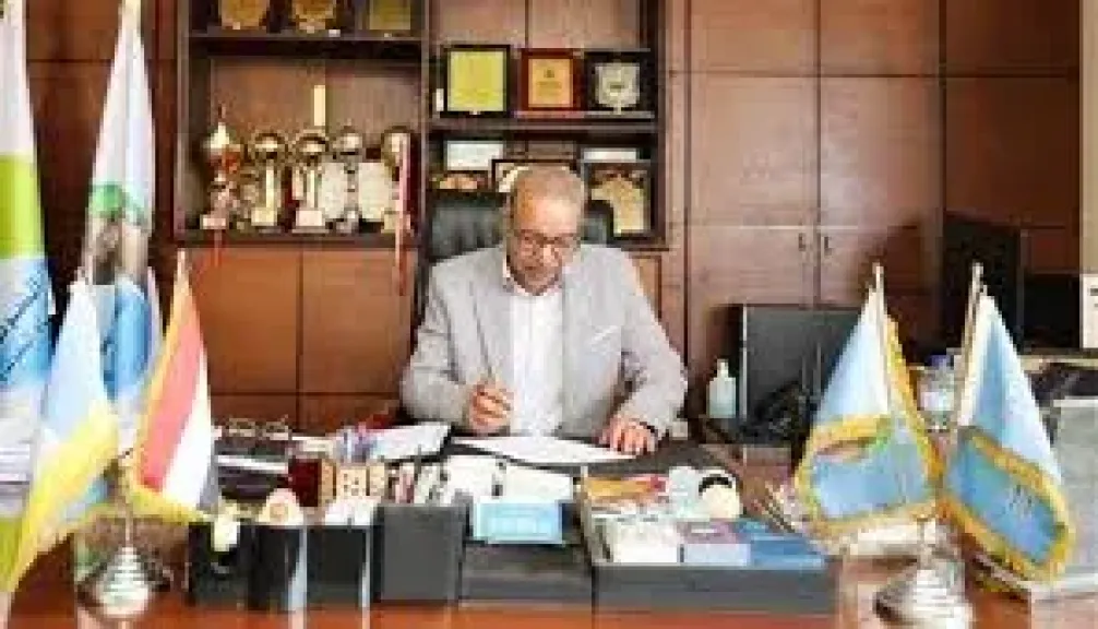 رئيس شركه الصرف الصحى بالاسكندريه 