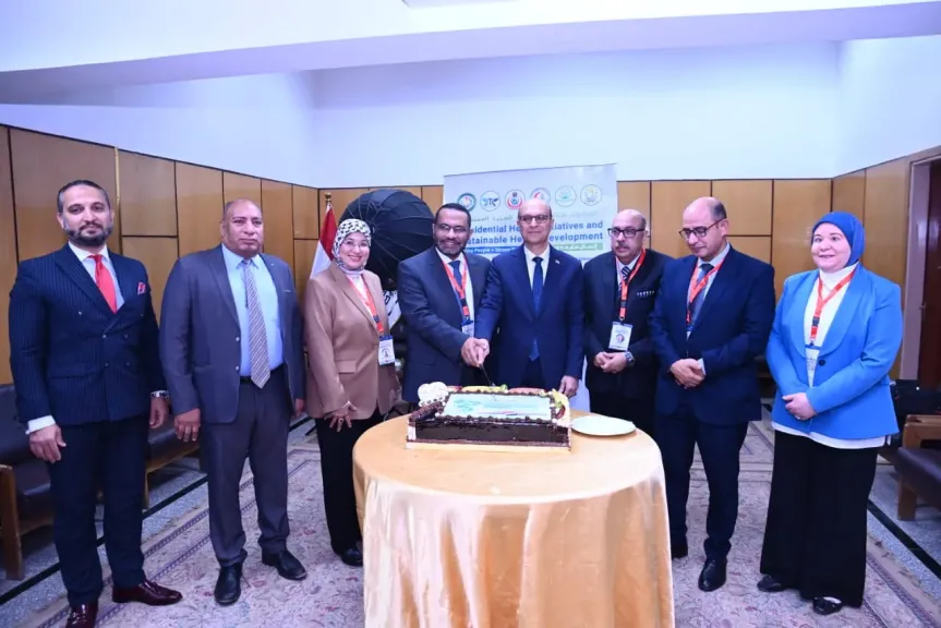 رئيس جامعة أسيوط 