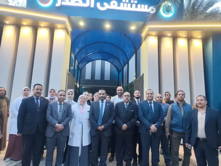 جانب من متابعه 