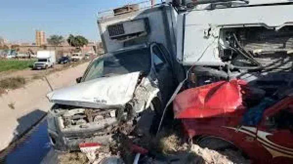 حادث تصادم منفصلان بالمنيا يختلفان وفاه شخص وأصابه عشره