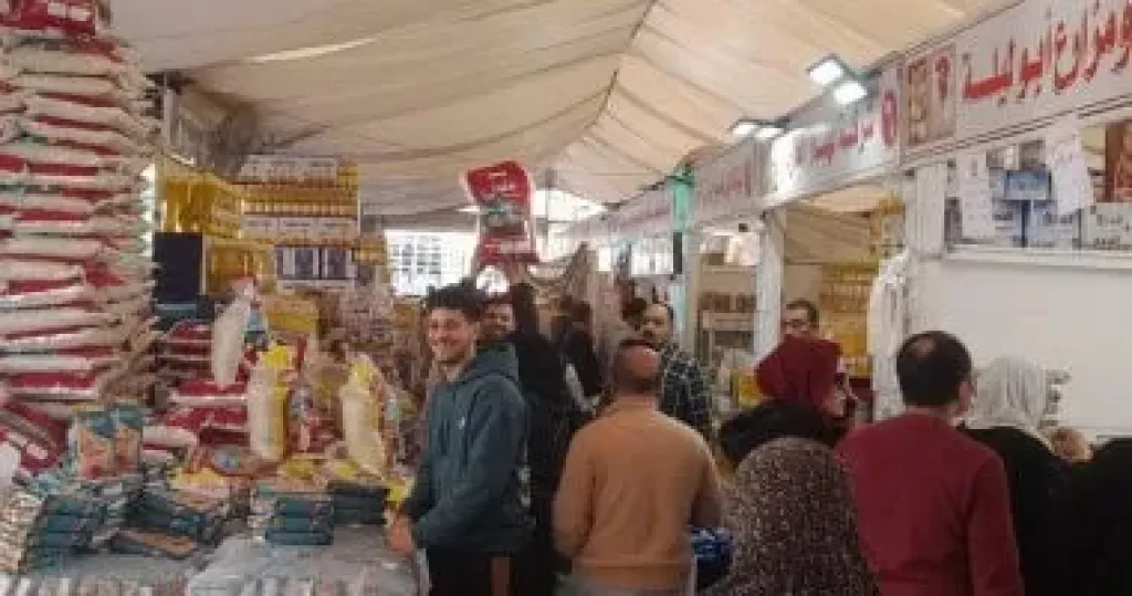 المعرض الدائم بشارع قناة السويس