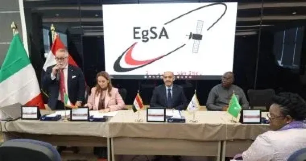 وكالة الفضاء المصرية تحتفل بيوم الفضاء الإيطالى