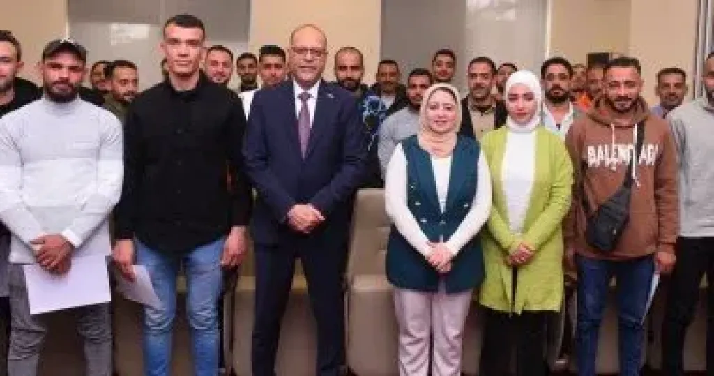 وزير العمل 